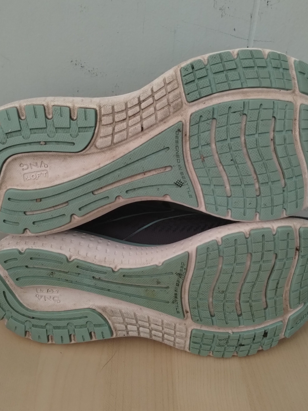 Brooks Women's Glycerin 19 Running Shoes Sneakers Gray Purple Aqua - Picture 5 of 5